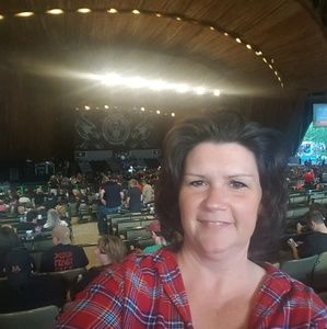 Meet your Posher, Tonya